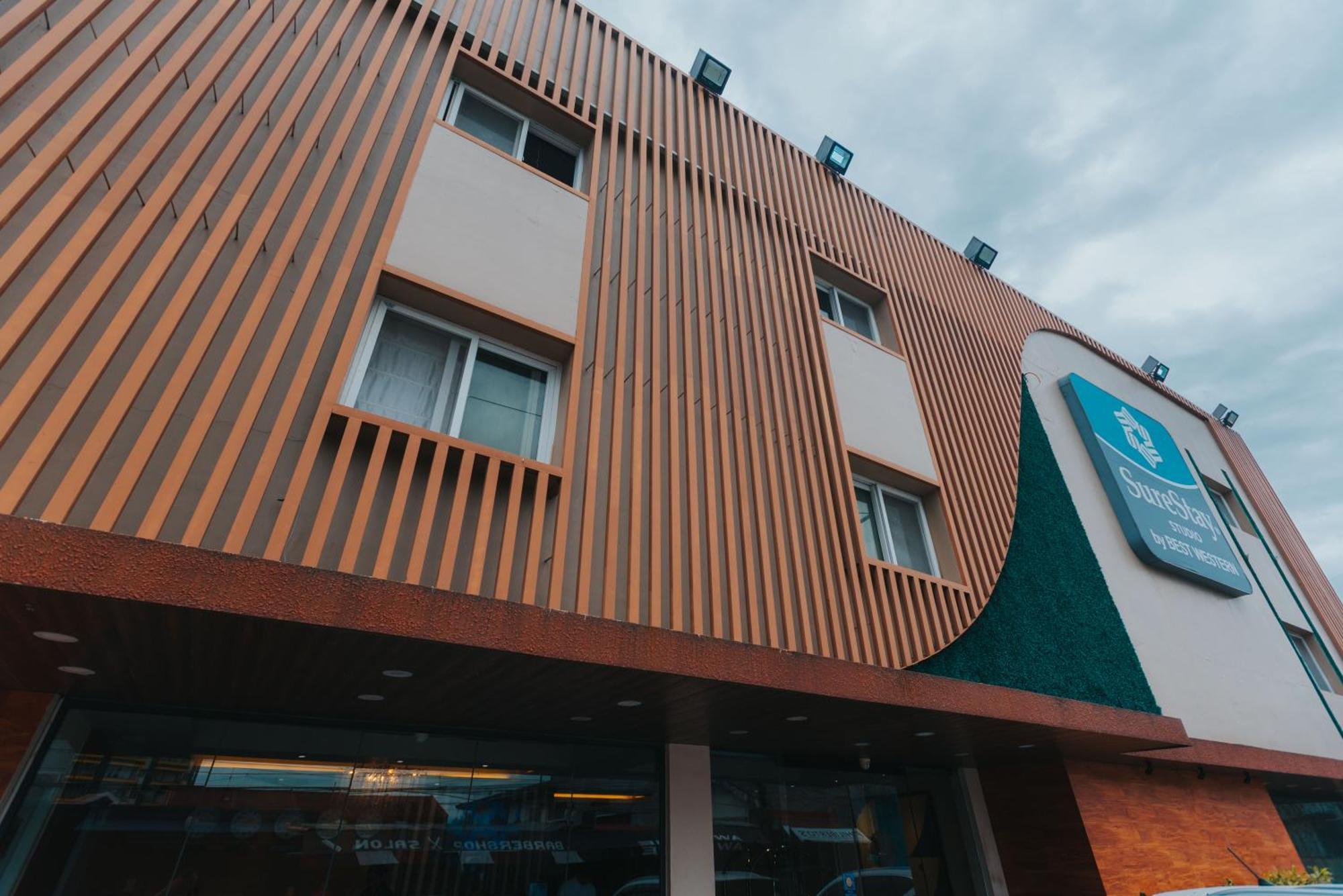 Surestay Studio By Best Western Clarkview Angeles City Eksteriør bilde